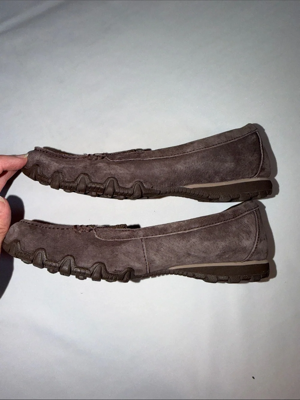 Skechers Relaxed Fit Memory Foam Loafer Brown Suede Shoes Women’s Size 6.5
